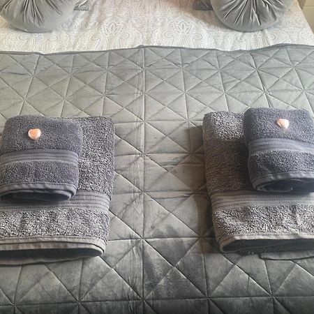 Beautiful Double Room Culloden Экстерьер фото